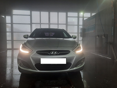 Hyundai Solaris, 2013г., передний привод, автомат