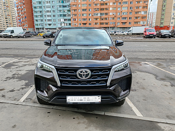 Toyota Fortuner, 2020г, задний привод, автомат