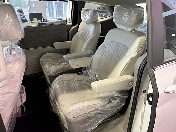 Hyundai Custin, 2025г, передний привод, автомат