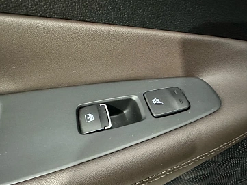 Hyundai Santa Fe, 2020г, передний привод, робот