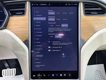 Tesla Model X, 2020г, полный привод, автомат
