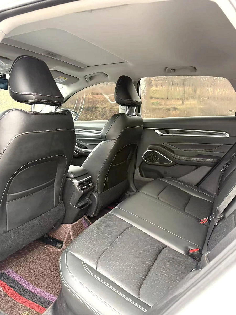 Geely Emgrand, 2022г., передний привод, автомат