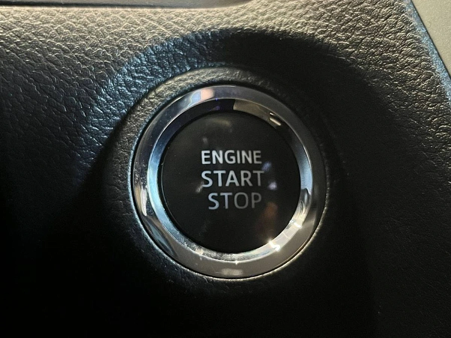 Toyota Camry, 2017г., передний привод, автомат