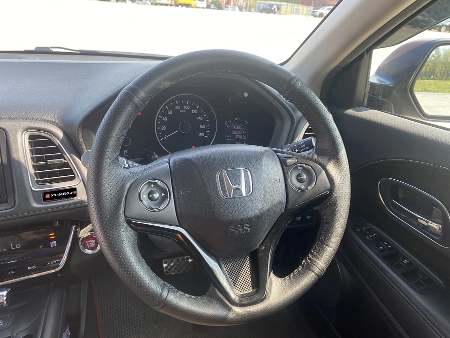 Honda Vezel, 2015г., передний привод, вариатор