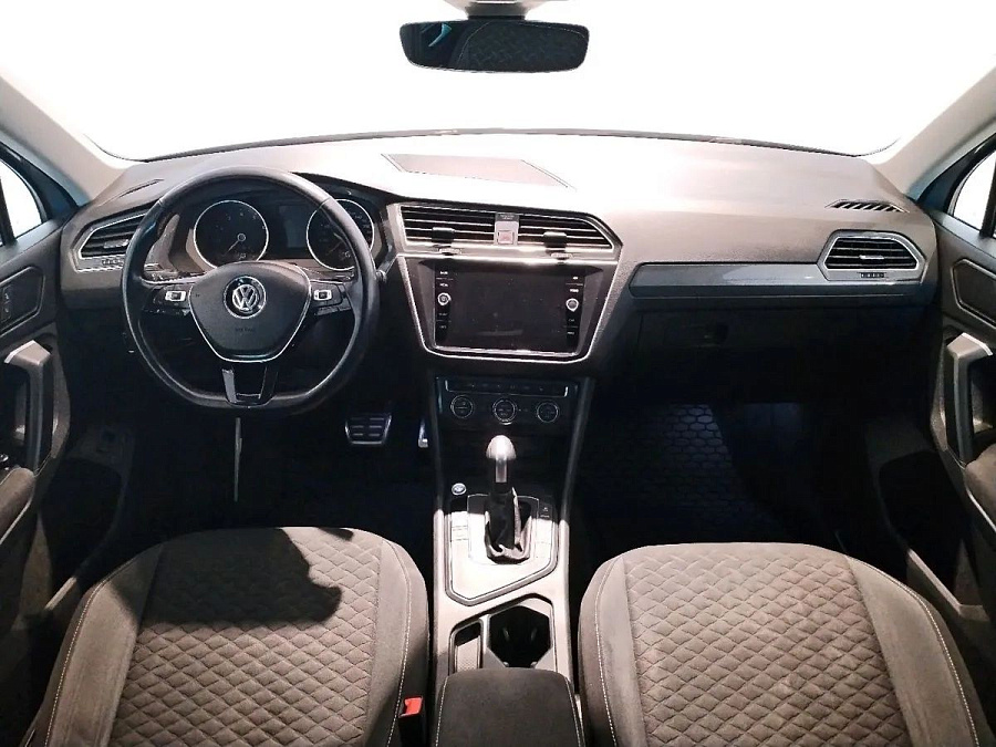 Volkswagen , 2019г., передний привод, автомат