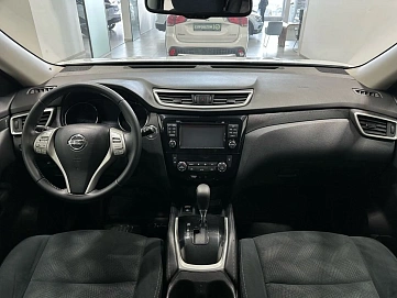 Nissan X-Trail, 2017г, передний привод, вариатор