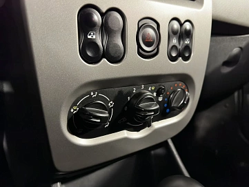 Renault Sandero, 2013г, передний привод, механика