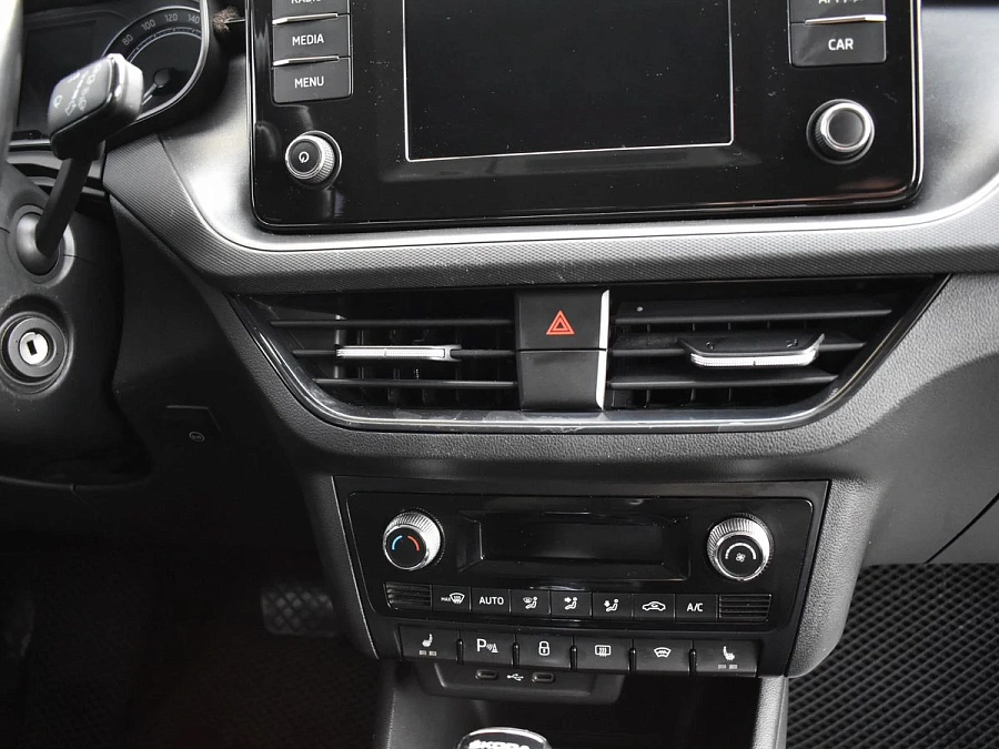 Skoda Rapid, 2021г., передний привод, автомат