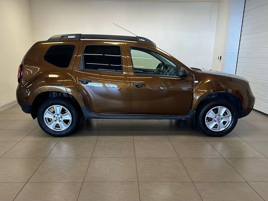 Renault Duster, 2015г., передний привод, механика