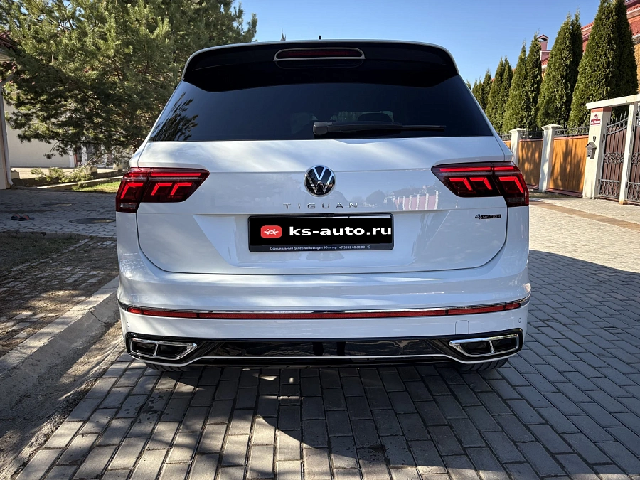 Volkswagen Tiguan, 2021г., полный привод, робот
