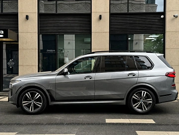 BMW X7, 2025г., полный привод, автомат