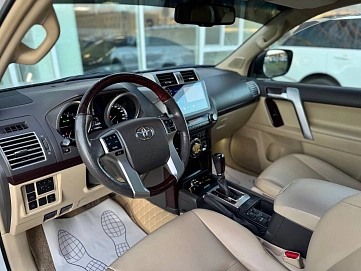 Toyota Land Cruiser Prado, 2013г, полный привод, автомат