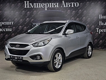 Hyundai ix35, 2012г, передний привод, автомат