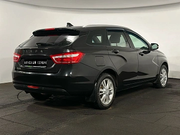 Lada (ВАЗ) Vesta, 2018г, передний привод, механика