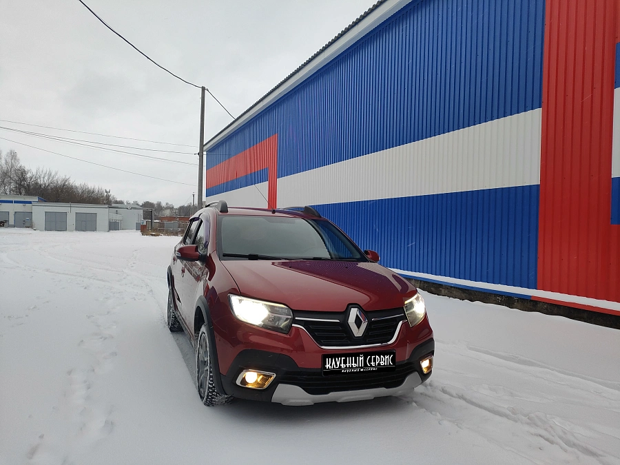 Renault Sandero, 2020г., передний привод, автомат