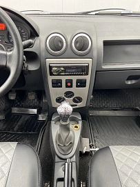 Renault Logan, 2007г, передний привод, механика
