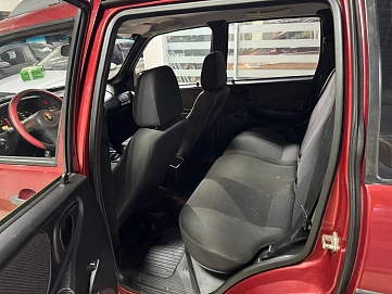 Chevrolet Niva, 2012г, полный привод, механика