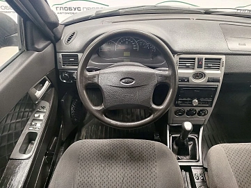 Lada (ВАЗ) Priora, 2011г., передний привод, механика