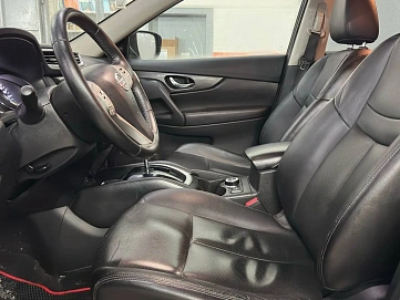 Nissan X-Trail, 2015г, полный привод, вариатор