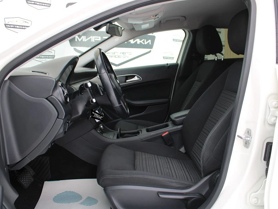 Mercedes-Benz A-Класс, 2013г., передний привод, робот