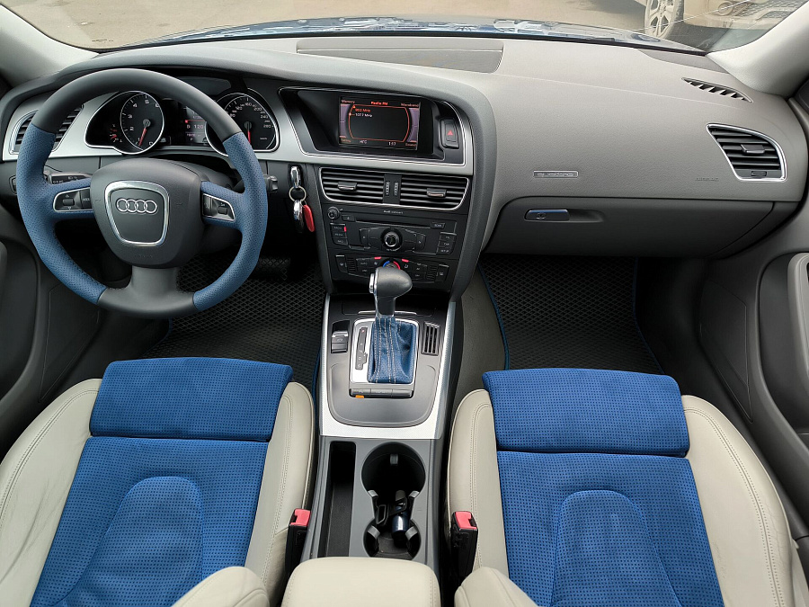 Audi , 2009г., передний привод, автомат