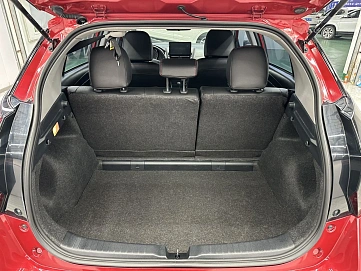 Toyota Yaris, 2021г, передний привод, вариатор