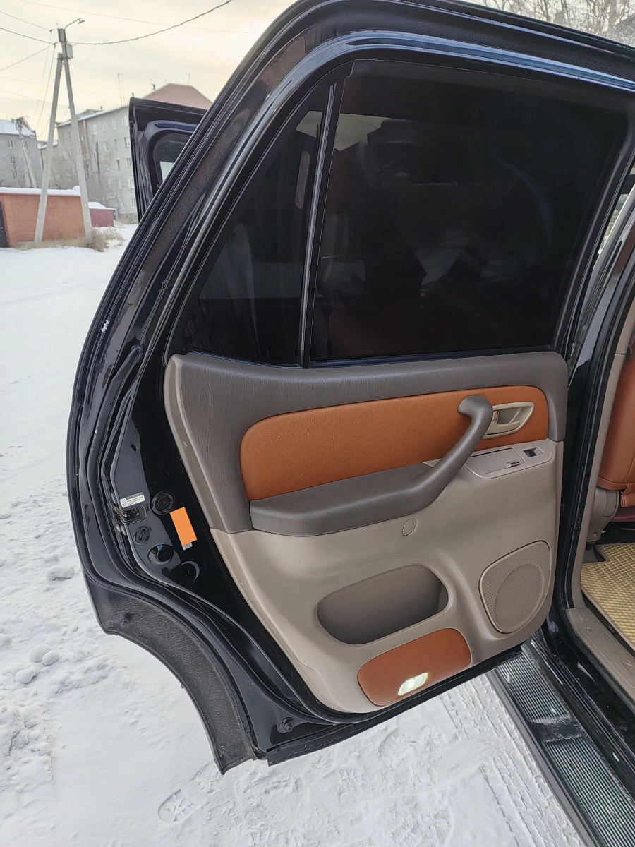 Toyota Sequoia, 2000г., полный привод, автомат