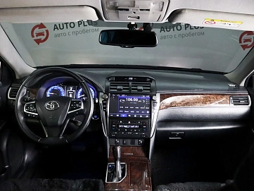 Toyota Camry, 2017г, передний привод, автомат