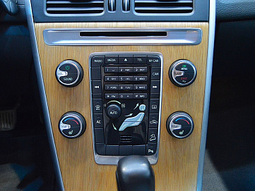 Volvo XC60, 2011г, полный привод, автомат