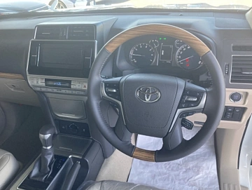 Toyota Land Cruiser Prado, 2022г, полный привод, автомат