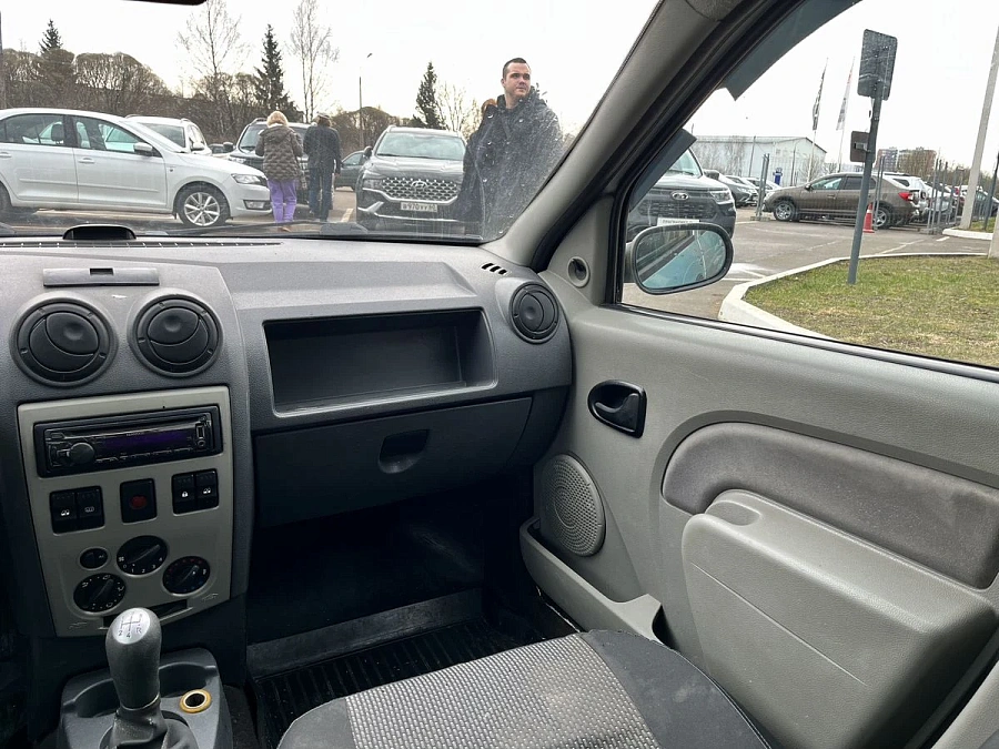 Renault Logan, 2008г., передний привод, механика