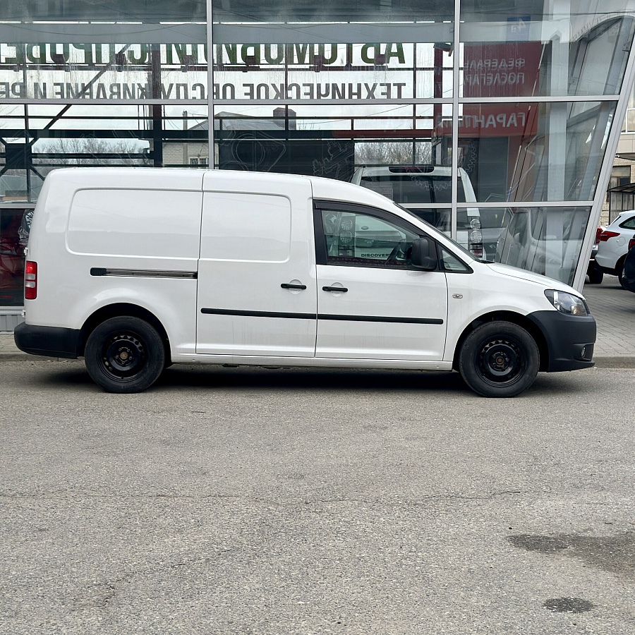 Volkswagen Caddy, 2012г., передний привод, механика