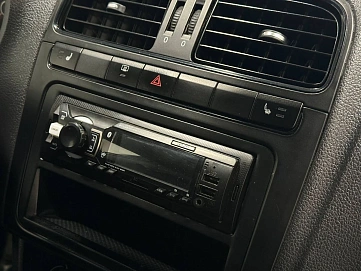 Volkswagen Polo, 2012г, передний привод, механика
