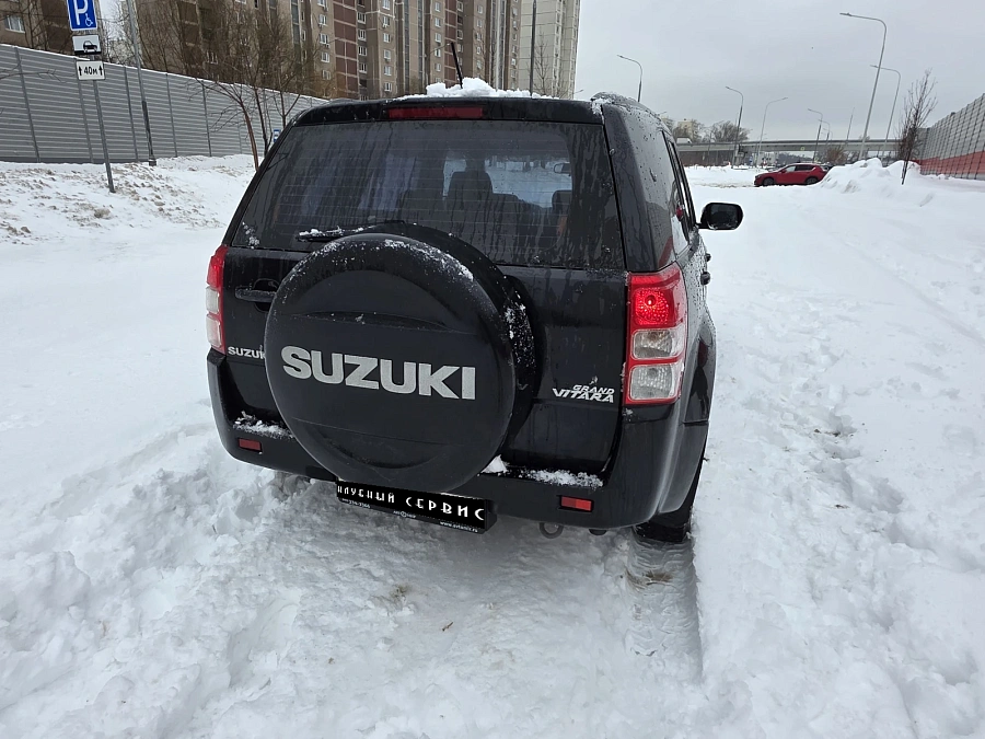 Suzuki Grand Vitara, 2011г., полный привод, автомат
