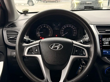 Hyundai Solaris, 2012г, передний привод, механика