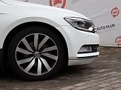 Volkswagen Passat, 2016г., передний привод, робот