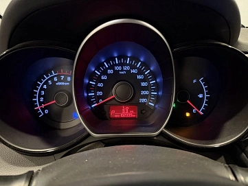 Kia Rio, 2012г, передний привод, автомат