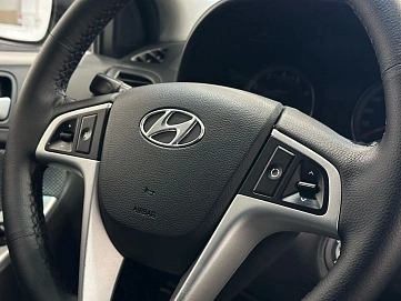Hyundai Solaris, 2013г, передний привод, автомат