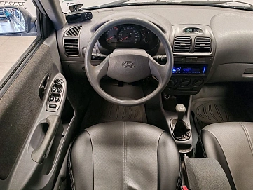Hyundai Accent, 2006г., передний привод, механика