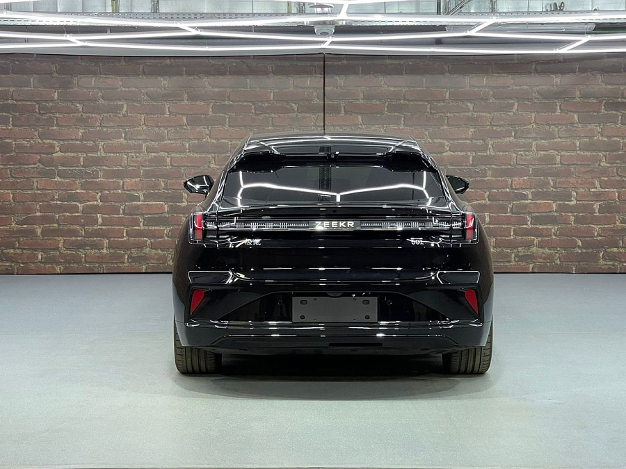 Zeekr 001, 2024г., полный привод, автомат
