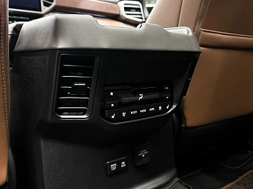 Toyota Sequoia, 2025г, полный привод, автомат