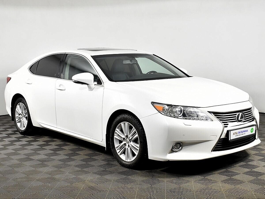 Lexus ES, 2013г., передний привод, автомат