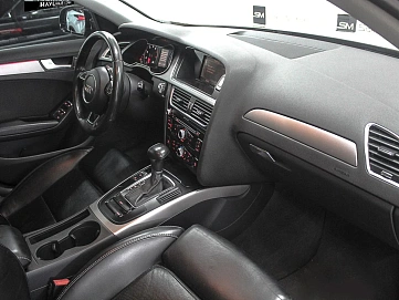 Audi A4, 2012г, передний привод, вариатор