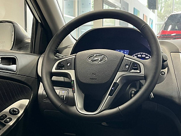 Hyundai Solaris, 2016г, передний привод, автомат