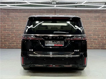 Voyah Dream, 2024г, полный привод, автомат