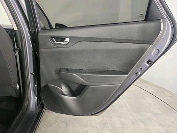 Hyundai Solaris, 2021г, передний привод, автомат