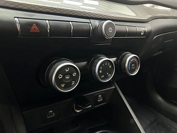 Lada (ВАЗ) Vesta, 2023г, передний привод, механика