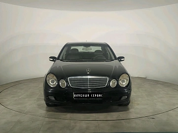 Mercedes-Benz E-Класс, 2005г, задний привод, автомат