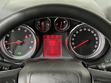 Opel Mokka, 2013г, передний привод, механика