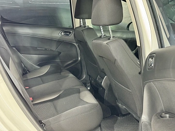 Peugeot 308, 2010г, передний привод, автомат
